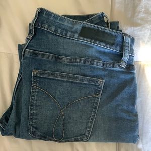 Calvin Klein curvy skinny jean